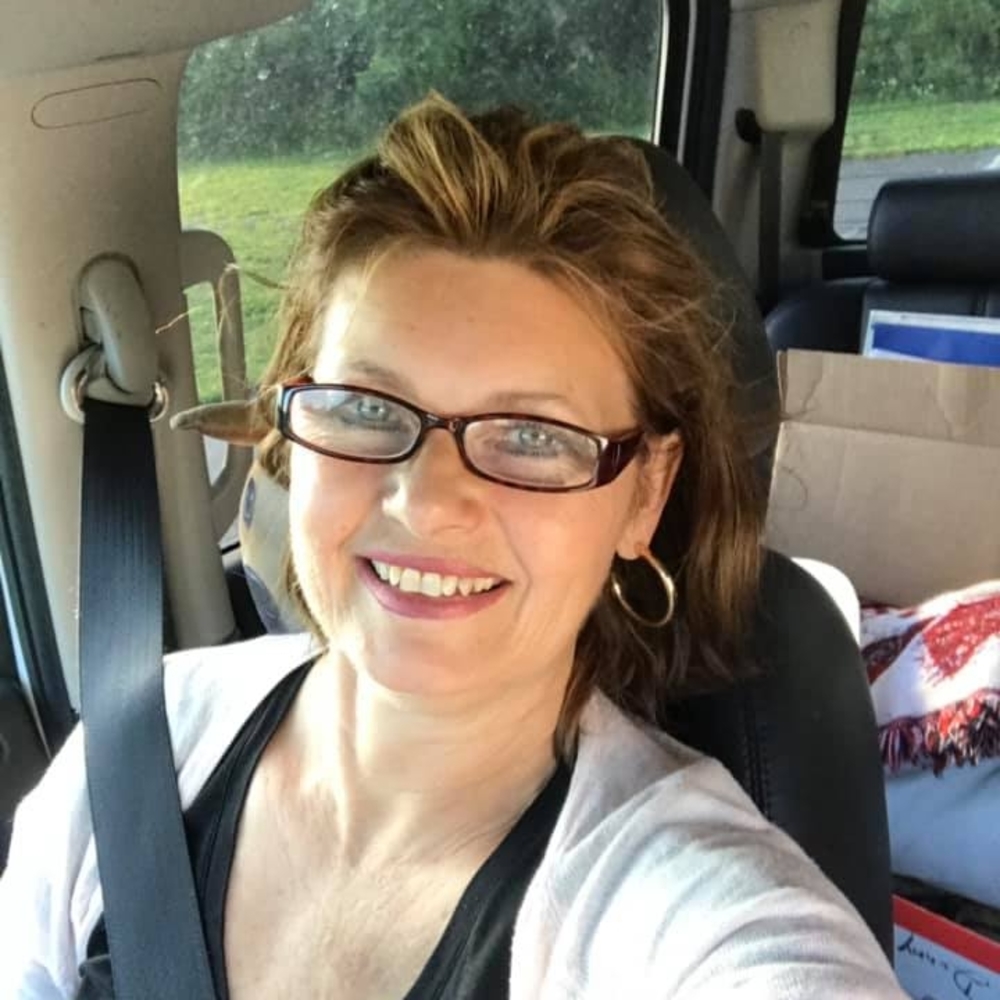 Meet your Posher, Holly